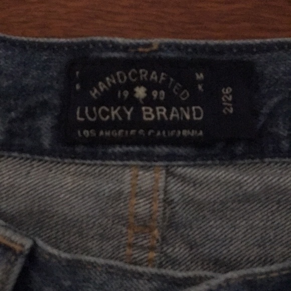 Lucky Brand Shorts - Picture 5 of 6